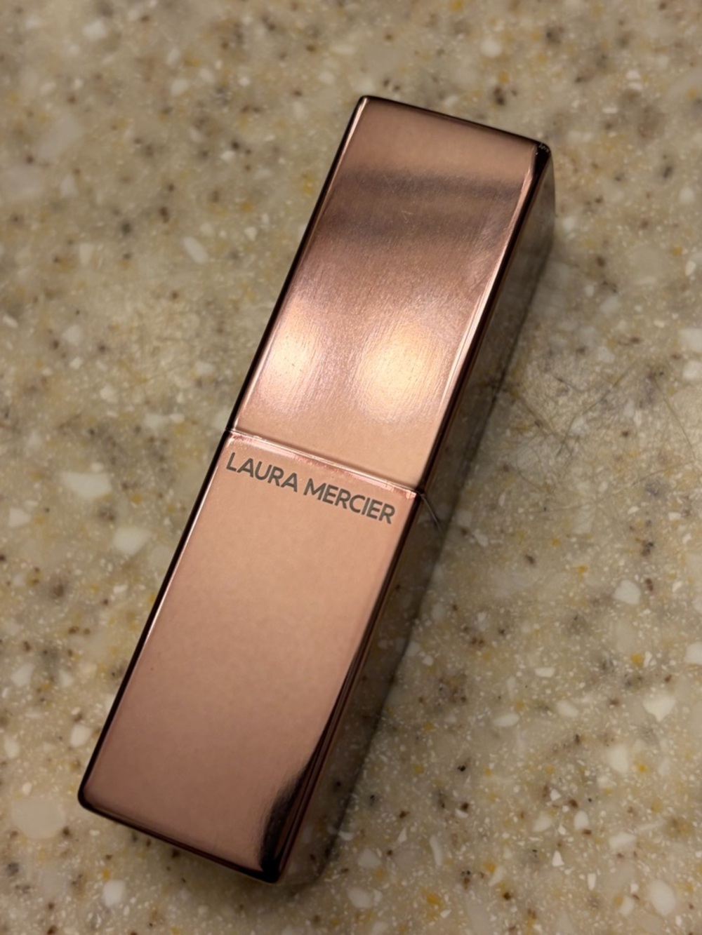 Laura Mercier Rouge Essentiel Silky Crème Lipstick - 445 Rouge Muse - Picture 4 of 5